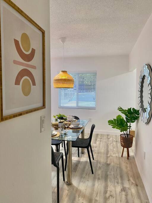 Beautiful & Relax Family House 2/1- Free Parking Villa Miami Eksteriør billede