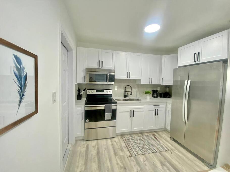 Beautiful & Relax Family House 2/1- Free Parking Villa Miami Eksteriør billede